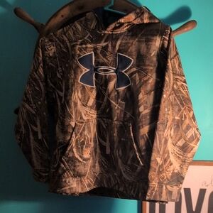💙Under Armour Brown Camo Hoodie with Blue Logo